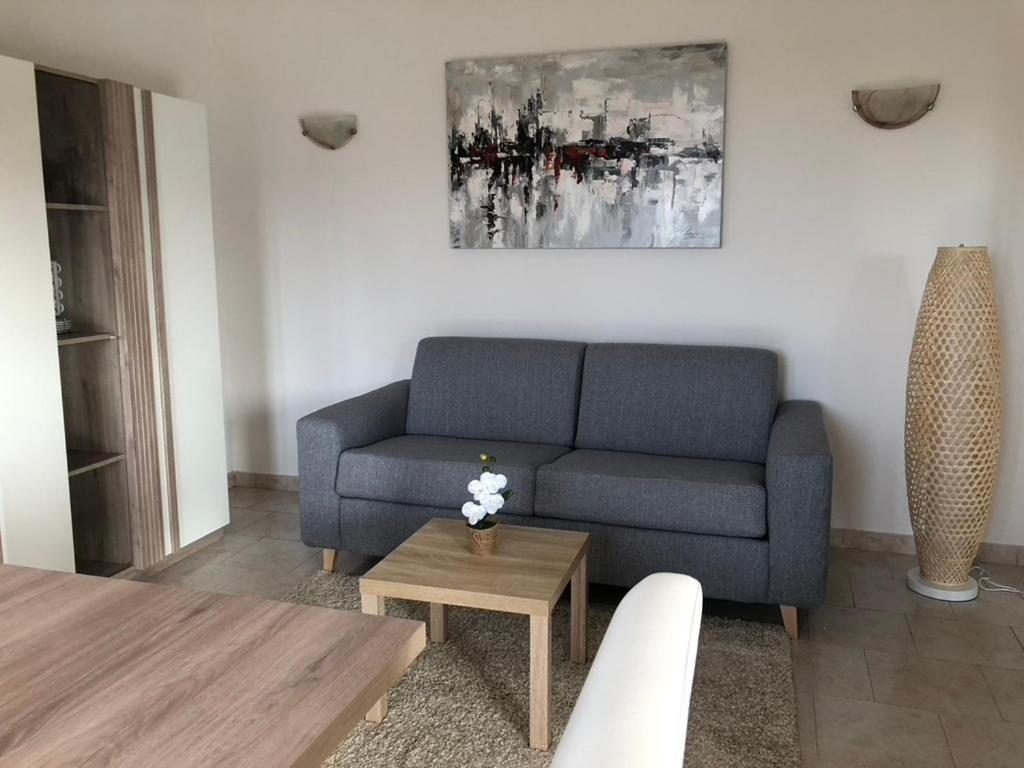 Appartement Rez De Villa LʼÎle-Rousse Exteriör bild